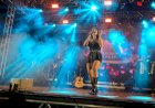 Juliana Valiati encerra a noite com show vibrante no Ecoturismo 2025