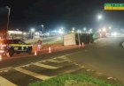 Carreta carregada com frango congelado tomba  e  acidentes simultâneos causam interdição parcial e trânsito lento em rodovia