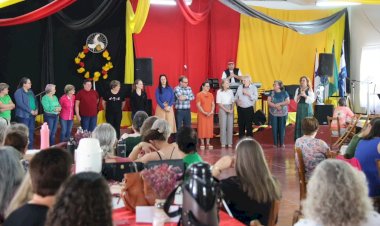 Encontro de Clubes de  mães   em Nova Santa Rosa  está acontecendo hoje