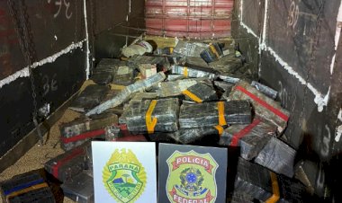 BPFRON e Polícia Federal apreendem mais de duas toneladas de maconha escondidas em carga de soja em Toledo