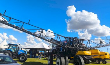 Equagril New Holland destaca tecnologia de ponta no segundo dia do Agroshow Copagril 2026