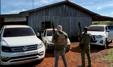 BPFRON e Polícia Federal apreendem quase três toneladas de maconha, em Jota Esse, Tupãssi