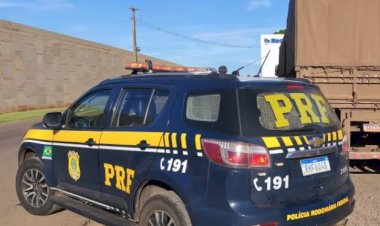 PRF apreende cerca de 500 caixas de cigarros contrabandeados em Quatro Pontes