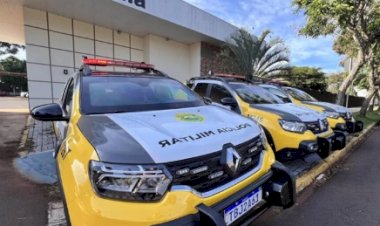 Na madrugada deste sábado; Motorista embriagado provoca atropelamento, deixa feridos e foge do local.