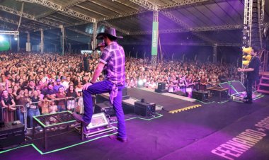 Fernando & Sorocaba reúnem multidão e marcam noite histórica na Expo Rosa 2026