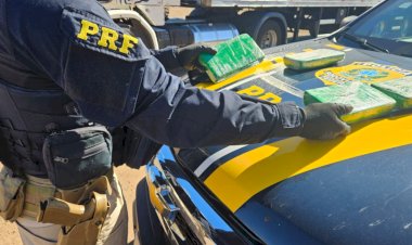 PRF prende caminhoneiro com cocaína após tentativa de descarte da droga em Cascavel