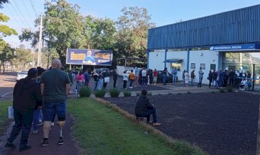 Longas filas e reclamações marcam atendimento do INSS em Marechal Cândido Rondon neste sábado