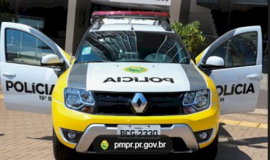 Carro foge de abordagem, bate em poste e abandona carga suspeita; PM liga caso a furto de transformador em Toledo