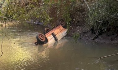 Fiat Uno cai de ponte e cai em rio em Terra Roxa: Ozeias Januário Pereira, de 59 anos, morre após ser hospitalizado