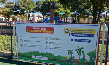 Prefeitura de Nova Santa Rosa Instala Placas de Orientação nos Parquinhos da Praça da Bíblia