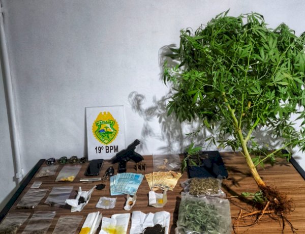 Polícia apreende drogas, arma e munições em ponto de tráfico no bairro Augusto II em Marechal Rondon