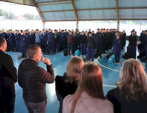 Autoridades municipais participam de solenidade no Colégio Estadual Cívico-Militar Marechal Rondon