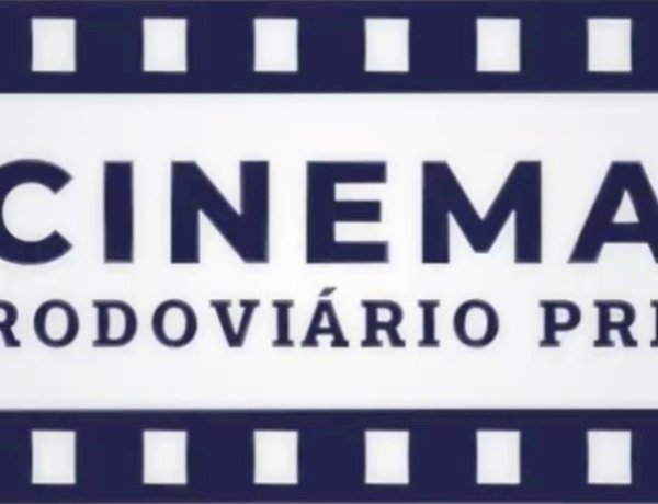 PRF promove Cinema Rodoviário em Cascavel dentro da campanha Maio Amarelo