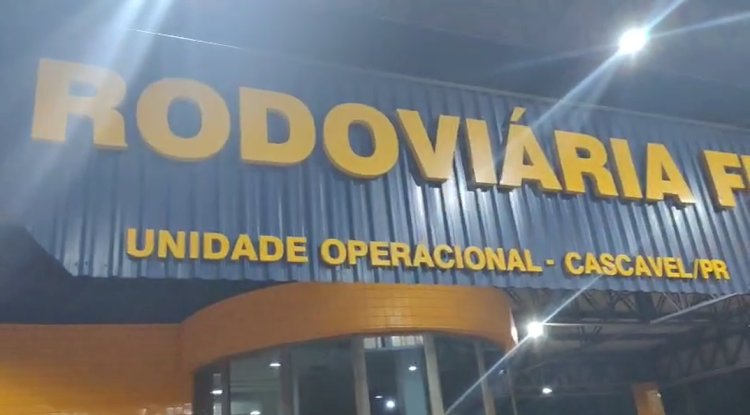 PRF recupera veículo oficial furtado após capotamento na BR-163