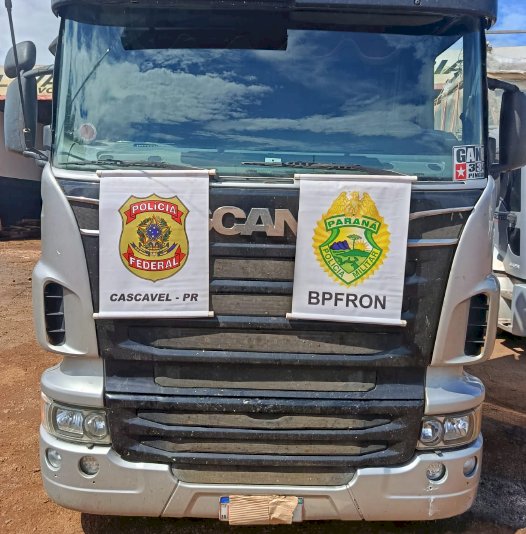 BPFRON prende contrabandista com carga milionária de cigarros eletrônicos   e alho na região