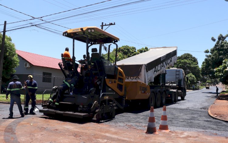 Iniciado o recape asfáltico no bairro Botafogo em Marechal Cândido Rondon