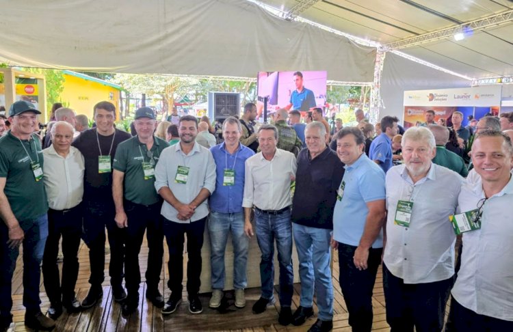 Prefeito Lari Hitz participa da abertura do Agroshow Copagril 2026 em Marechal Cândido Rondon