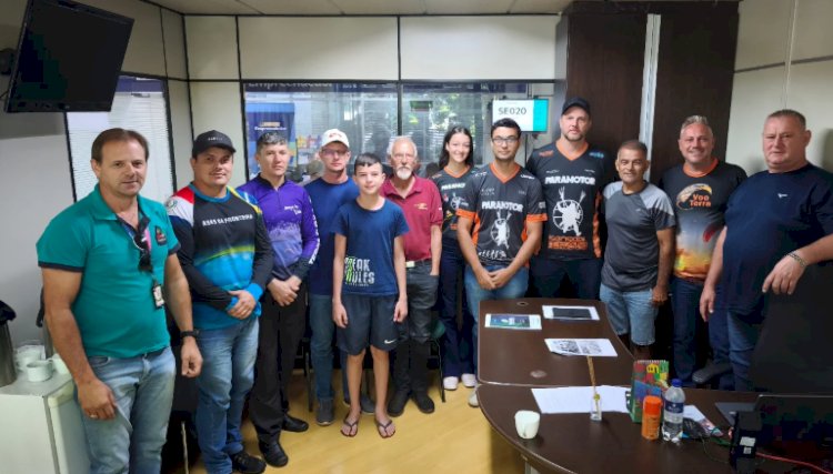 Título Prefeitura define participação de pilotos de paramotor no Acampamento Pais e Filhos em Porto Mendes