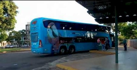 Homem quis tomar banho na rodoviária e quando soube que tinha custo, causou danos ao patrimônio público