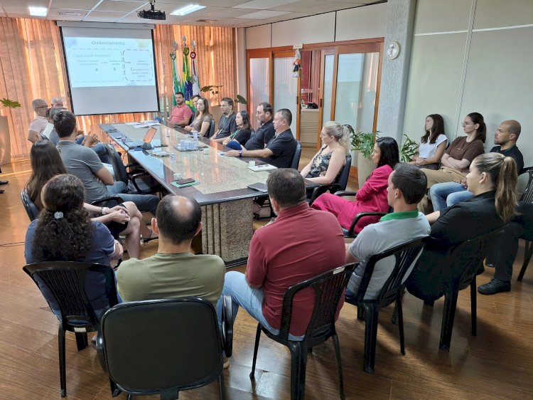 Prefeitura de Marechal Rondon discute credenciamento de microempresas para prestação de serviços