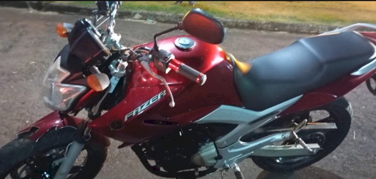 Queda de motocicleta deixa duas pessoas feridas na PR-239 em Quatro Pontes