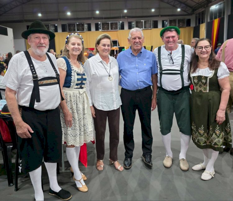 Noite de tradição e sabor marca sucesso do 34º Jantar Típico Alemão em Nova Santa Rosa