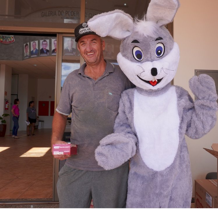 Ação de Páscoa em Mercedes amplia alcance com entrega descentralizada a idosos