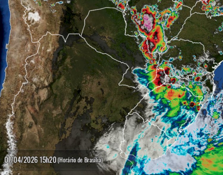 Ta chegando a Chuva na Costa Oeste de Guaíra a Foz
