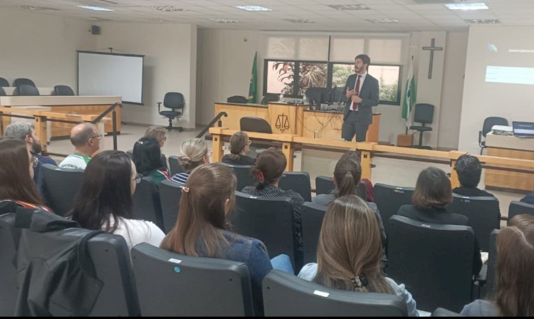 Professores participam de formação do projeto “Justiça e Cidadania também se aprende na escola”
