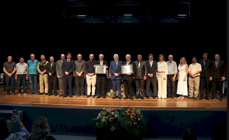 Nova Santa Rosa homenageia professor Elio Migliorança e padre Lucas Sebastião Schwarz com títulos honoríficos