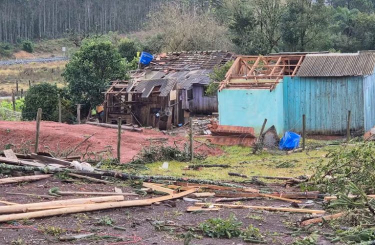 Tempo instável no Paraná: granizo, possível tornado e novas tempestades preocupam o estado