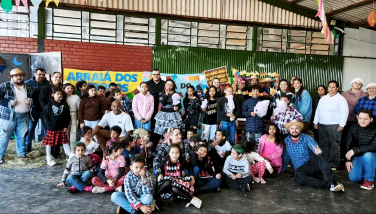 Festa Junina do CAF Reúne Crianças, Adolescentes e Idosos em Tarde de Integração e Tradição em Marechal Cândido Rondon