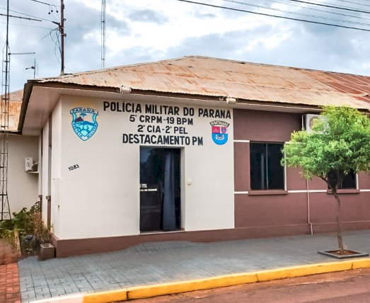 Mulher busca abrigo com vizinha e denuncia ameaça; PM apreende faca em Quatro Pontes