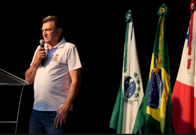 Semana da Pátria começa em Nova Santa Rosa com momento cívico no Teatro Gustavo Fischer