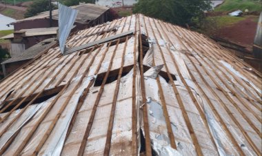 Vendaval provoca estragos em clube e  e propriedade rural de Nova Santa Rosa