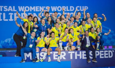 Brasil conquista a primeira Copa do Mundo de Futsal Feminino com campanha perfeita