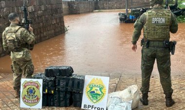BPFRON e Polícia Federal apreendem drogas e agrotóxicos às margens do Rio Paraná, em Guaíra