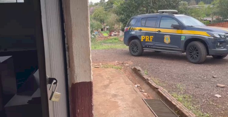 PRF localiza depósito e apreende 351 kg de maconha  na região