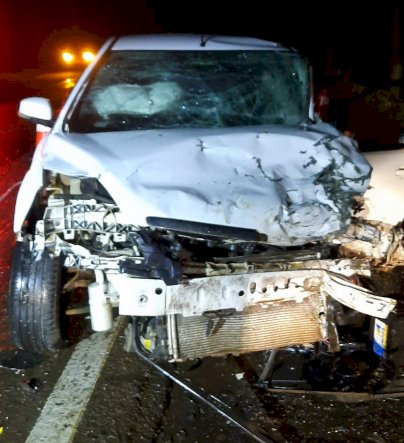 Colisão frontal deixa um morto e três feridos  na região
