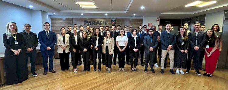 Polícia Científica do Paraná dá posse a 25 novos peritos oficiais para todas as regiões do estado