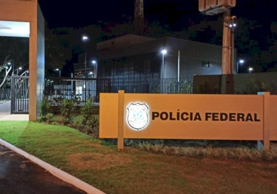 Operação Acero apreende veículo com 2 mil pacotes de cigarros contrabandeados na região de Mercedes