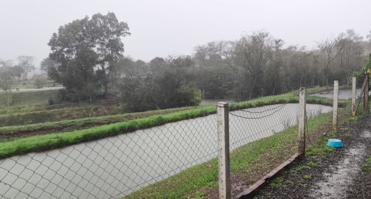 Chuva já chegou  e frio vem na retaguarda do tempo
