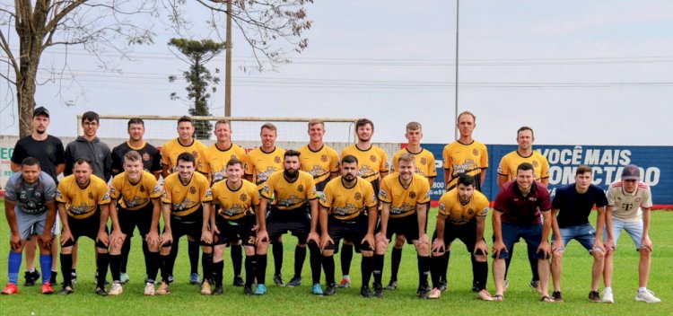 Borracharia Avenida  do Dino  conquista o título do municipal  de futebol de campo de Nova  Santa Rosa