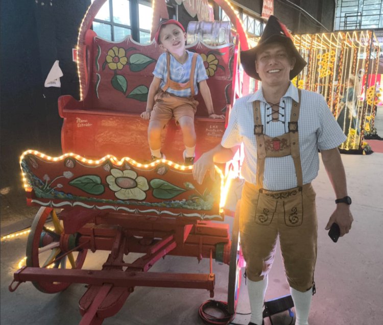 Alemão da Roça.com na Oktoberfest em Marechal Rondon