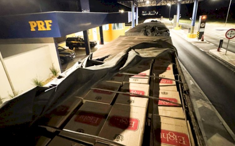 PRF apreende mais de 1,1 milhão de maços de cigarros contrabandeados em um único dia no Paraná