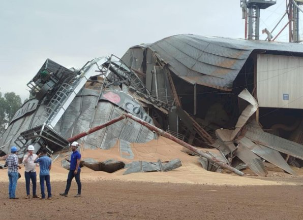 Silo de grãos da C.Vale  desaba em Mamborê; não há feridos