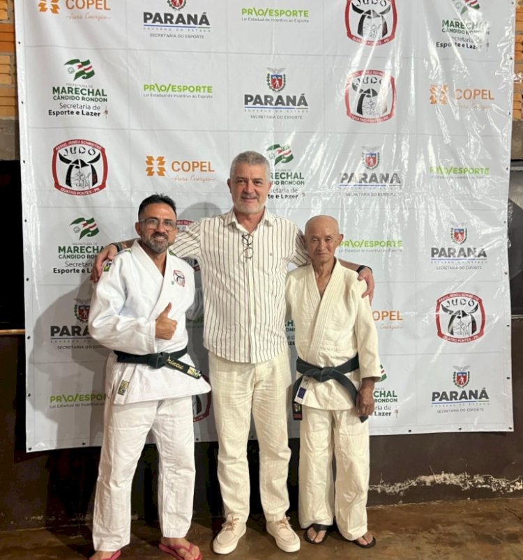 Prefeito Backes recebe integrantes de projeto de judô