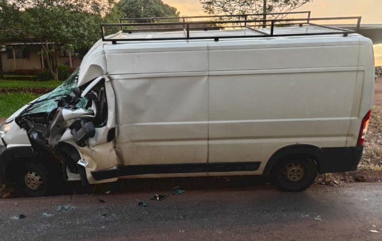 Colisão traseira deixa motorista ferido na PR-488, entre Vera Cruz do Oeste e Diamante d’Oeste