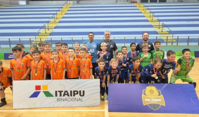 IV Copa Karl Schmidt de Futsal se despede com dobradinha e goleada
