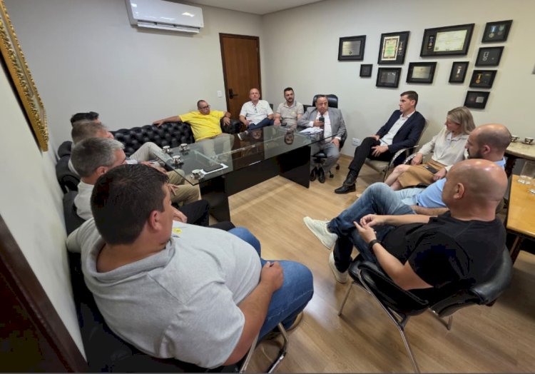 Prefeito e vice de Marechal Rondon cumprem agenda na Assembleia Legislativa do Paraná